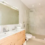 Reva 4* Paris