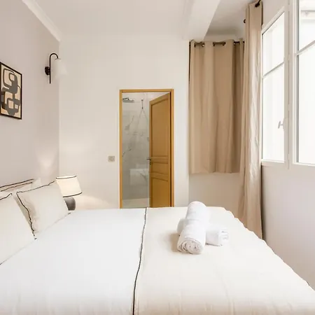 Reva Hotel apartamentowy Paryż