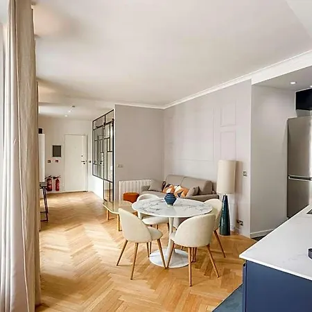 Aparthotel Reva 4*