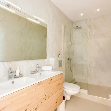 Reva 4* París